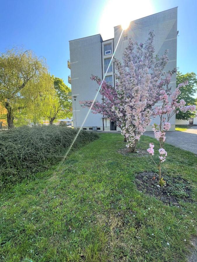 Al-Dom Apartamenty Apartament Zaciszny Kołobrzeg Exterior foto